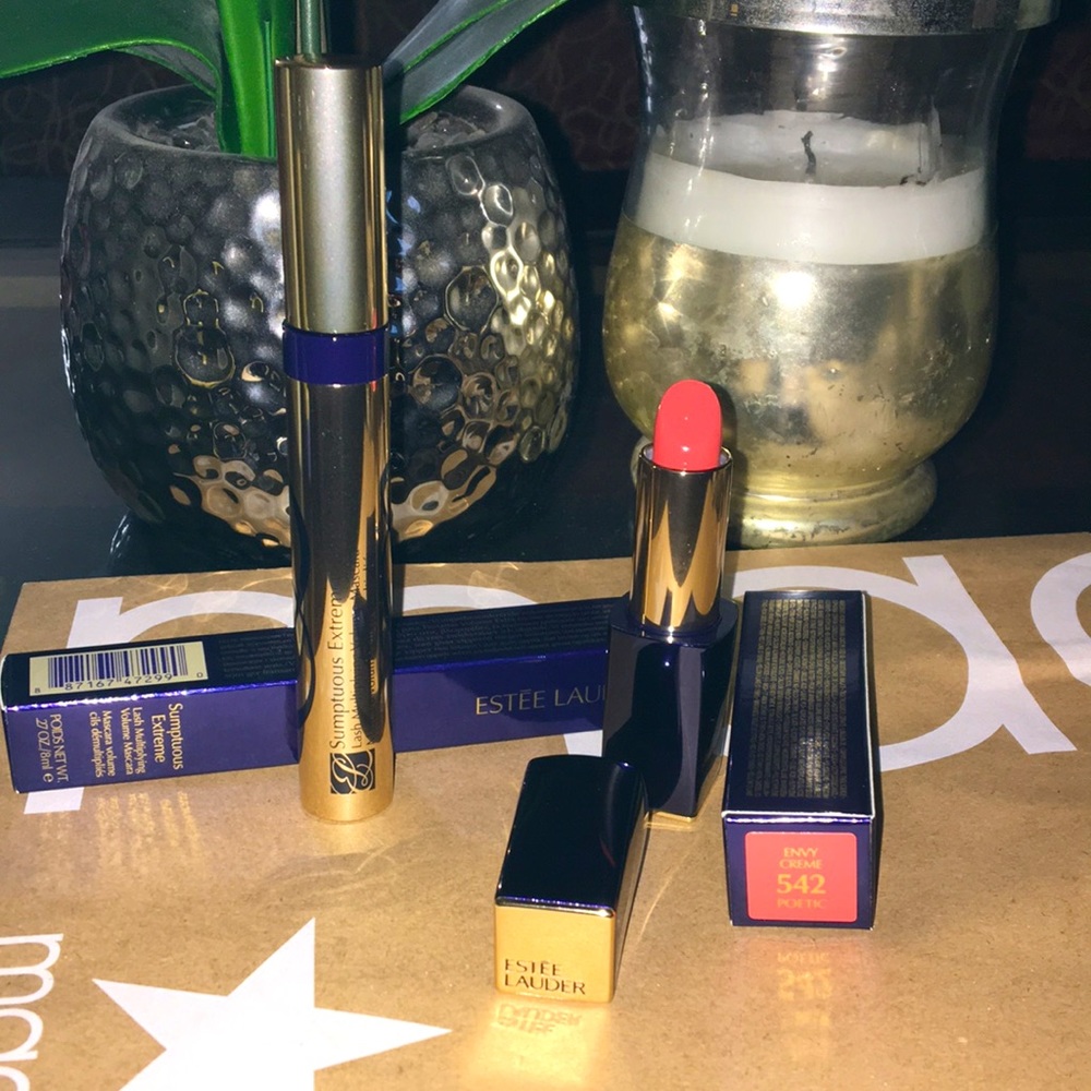 COPY -Estée Lauder 💯 Authentic Estée Lauder color duo for eyes & lips.